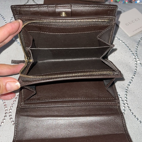 Preloved Gucci trifold GG monogram excellent condition - Picture 8 of 12